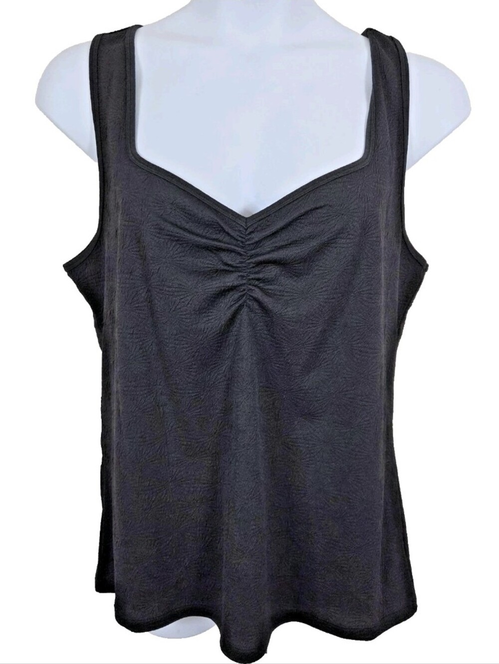 Torrid Women's Size 2 2X 18/20 Seamless Scoop Neck Ruched Tank Top Black NWT